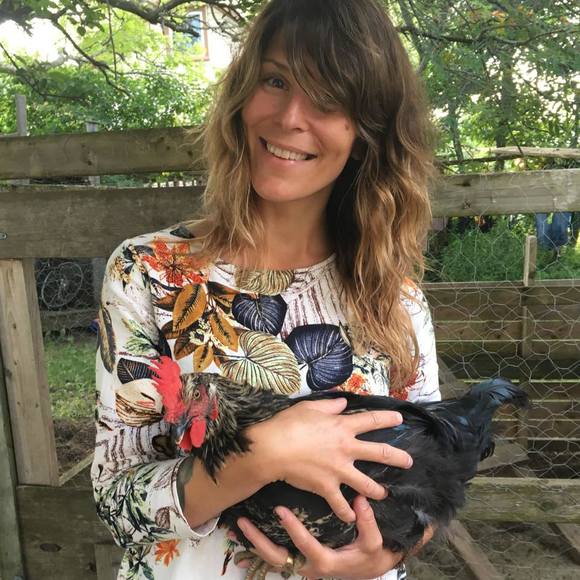 Meet your Posher, Christina - Picture 1 of 1